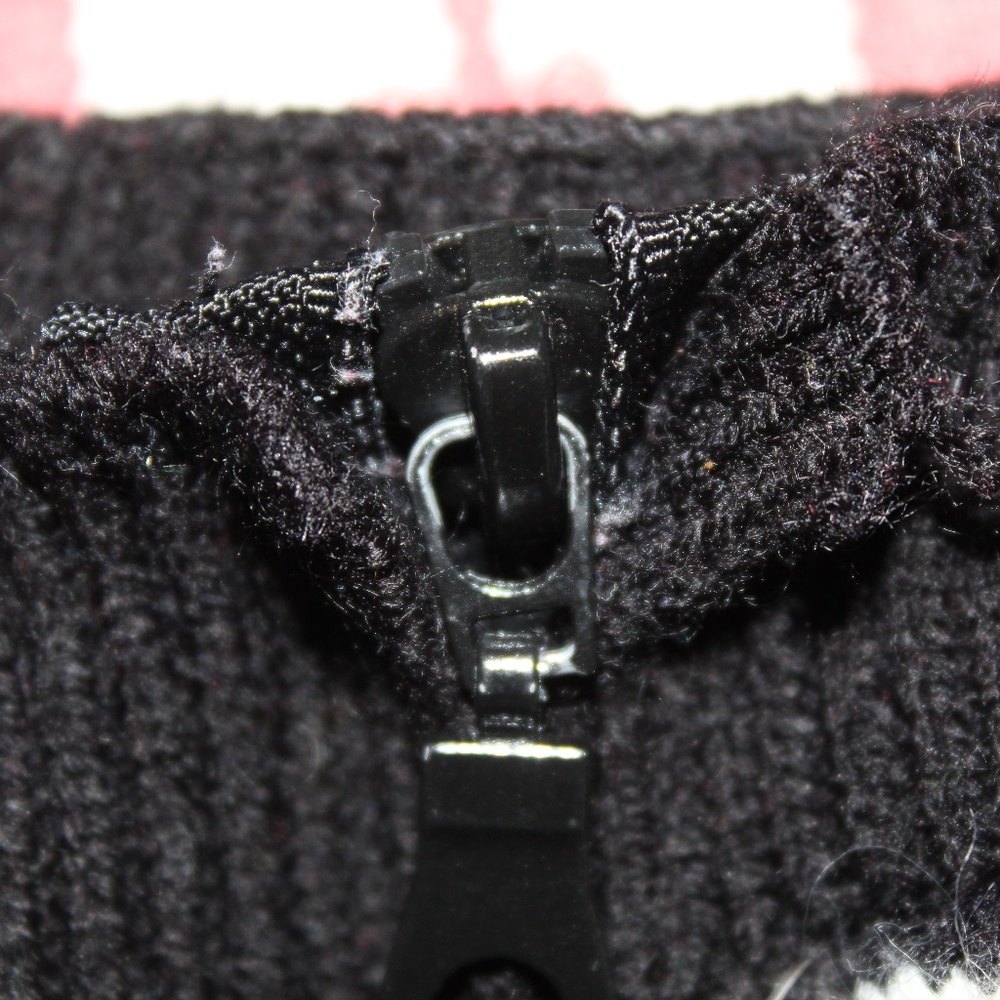 Christmas sweater z 24mos - Picture 4 of 4